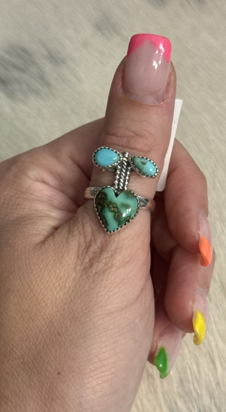 Sterling Silver Green Sonoran Gold Mountain Turquoise Cherry Heart Ring 3 Stone